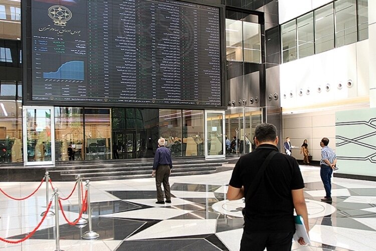 پیش‌بینی بورس فردا ۱۸ شهریور ماه ۱۴۰۲ / انتظار تغییرات برای دو هفته پایانی تابستان