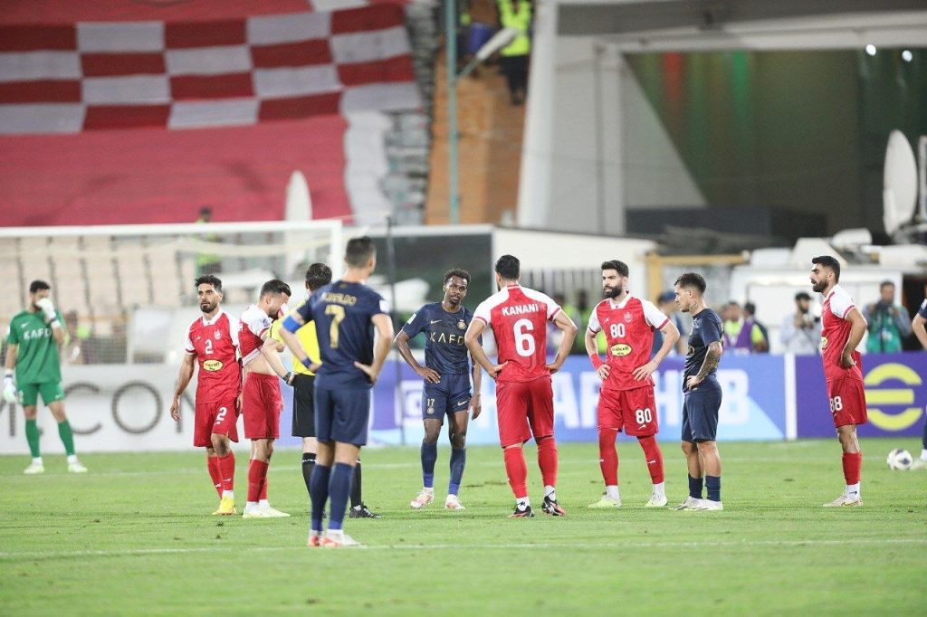 داوران ژاپنی در بازی الدحیل – پرسپولیس