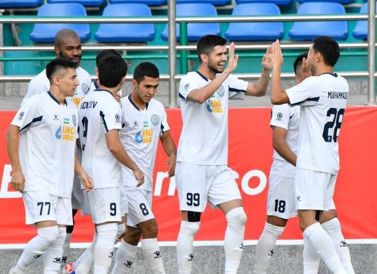 عکس| بازیکن فراری استقلال بهترین بازیکن میدان شد!