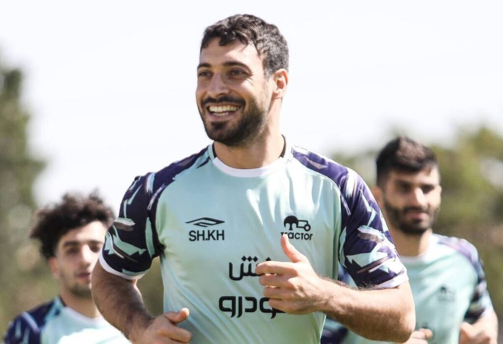 عکس| ساعت میلیاردی بر دست یک پرسپولیسی باتعصب