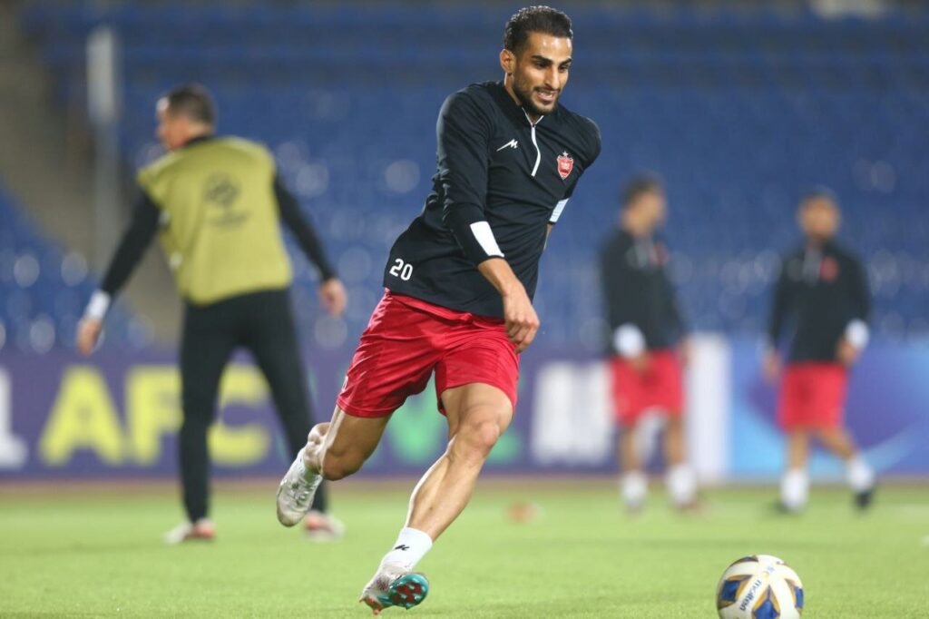 چرا زاهدی نیمکت‌نشین شد؟!