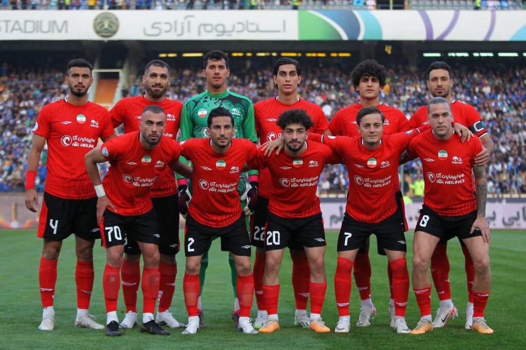 اقدام جنجالی تراکتوری‌ها در تمرین؛ فقط یک نفر تشویق شد!