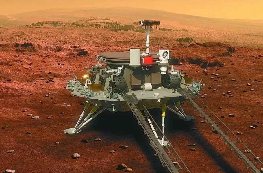 اشکال عجیبی که چینی‌ها در مریخ پیدا کردند/ عکس