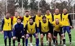 ستاره‌های سرخابی در هوای بارانی مهمان فردوسی‌پور شدند