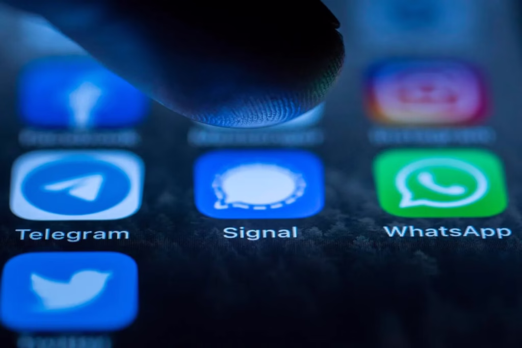 سیگنال، تلگرام و واتساپ  هک شد